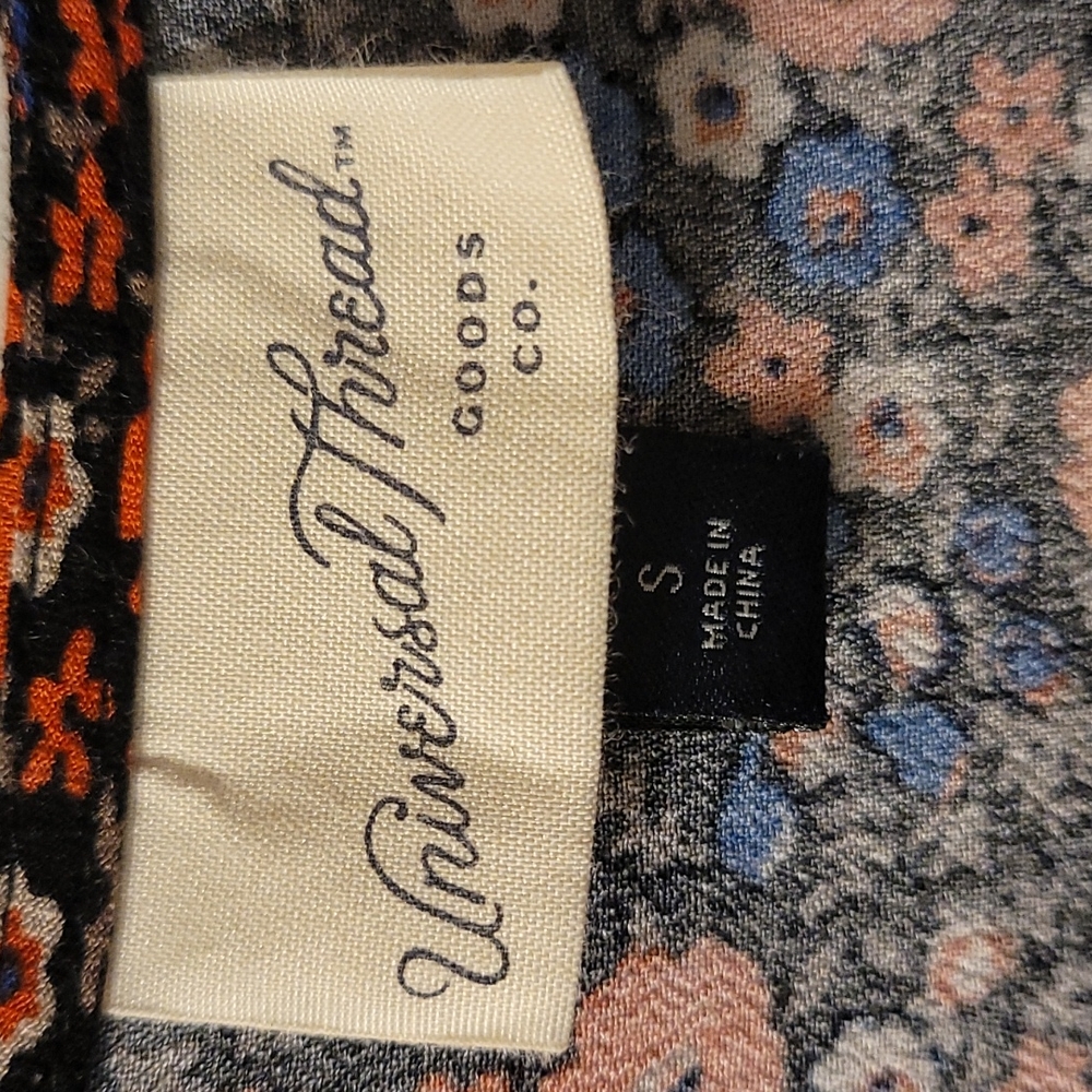 Universal Thread wrap dress - Picture 4 of 7